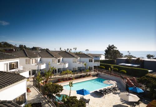 Swimming pool, Hotel Indigo San Diego Del Mar By IHG in Del Mar / Carmel Valley Swimming pool, Hotel Indigo San Diego Del Mar By IHG in Del Mar / Carmel Valley