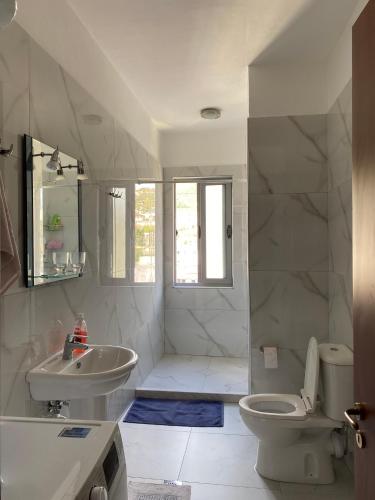 Cloud8 Apt with Castle View, 7km from the Beach in Lezhe Cloud8 Apt with Castle View, 7km from the Beach in Lezhe