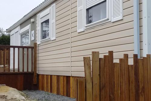 A szálláshely kívülről, Chalet Les Moutiers in Fresney-Le-Vieux A szálláshely kívülről, Chalet Les Moutiers in Fresney-Le-Vieux