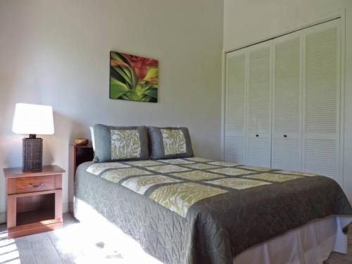 Charming One Bedroom with loft by the pool