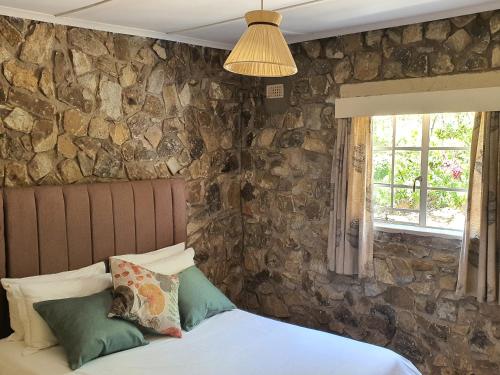 Beautiful 1-Bed Cottage in Juliasdale in Mutare Beautiful 1-Bed Cottage in Juliasdale in Mutare