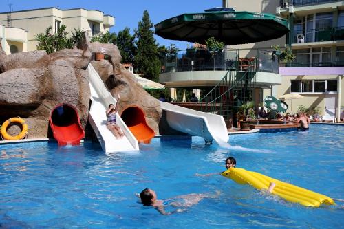 مسبح, Sunny Day Club Hotel in نيسيبار مسبح, Sunny Day Club Hotel in نيسيبار