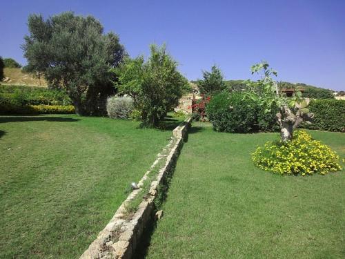 Garden, Villa La Torre in Santa Cesarea Terme Garden, Villa La Torre in Santa Cesarea Terme