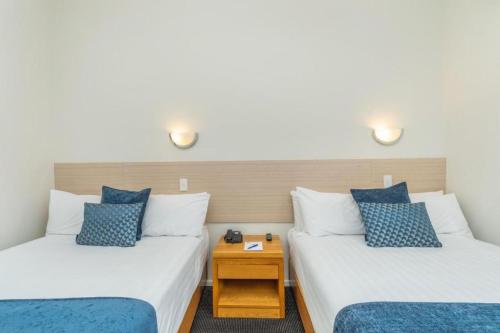 Ramada by Wyndham Hamilton City Center in Hamilton Ramada by Wyndham Hamilton City Center in Hamilton