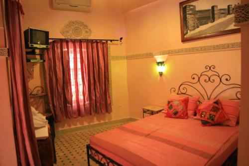 Riad Anass Al Ouali in פס Riad Anass Al Ouali in פס