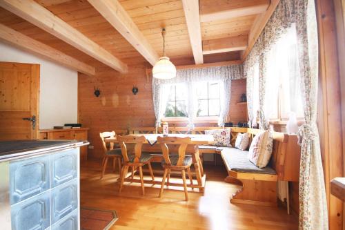 Szolgáltatások, Almliesl KATH-631 in Aflenz Kurort Szolgáltatások, Almliesl KATH-631 in Aflenz Kurort