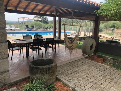 สระว่ายน้ำ, Quinta das Pias - Holiday Farm in พินเฮล สระว่ายน้ำ, Quinta das Pias - Holiday Farm in พินเฮล