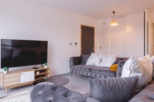 Superbe appartement 2 chambres - parking gratuit in 布雷斯地區布爾格 Superbe appartement 2 chambres - parking gratuit in 布雷斯地區布爾格