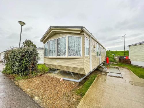 Pohled zvenku, Lovely 6 Berth Caravan With Wifi At Steeple Bay In Essex Ref 36028b in Steeple Pohled zvenku, Lovely 6 Berth Caravan With Wifi At Steeple Bay In Essex Ref 36028b in Steeple
