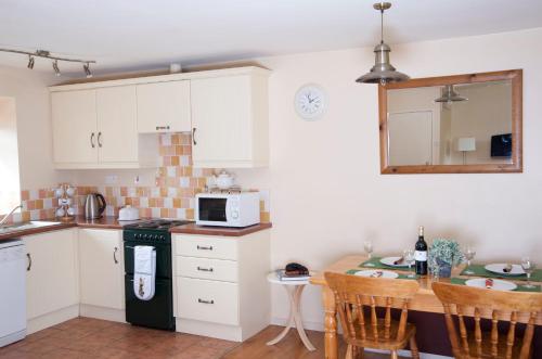 Blessingbourne Cottages & Apartments in ฟิบมิลลีทาว์น Blessingbourne Cottages & Apartments in ฟิบมิลลีทาว์น