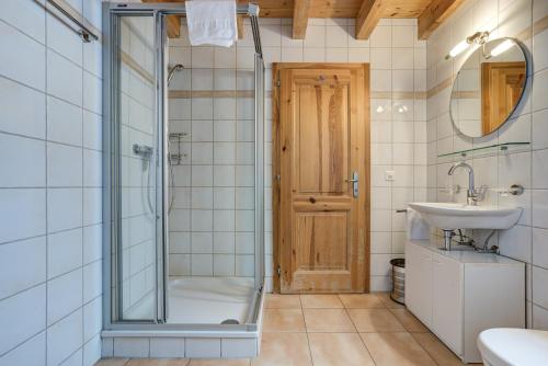 Bathroom, Chalet Mont Rose in La Tzoumaz Bathroom, Chalet Mont Rose in La Tzoumaz