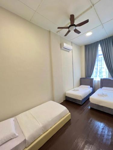 The Neighbour KKB - Rooms with shared bathroom - Whole unit has 4 rooms in Kuala Kubu Bharu The Neighbour KKB - Rooms with shared bathroom - Whole unit has 4 rooms in Kuala Kubu Bharu