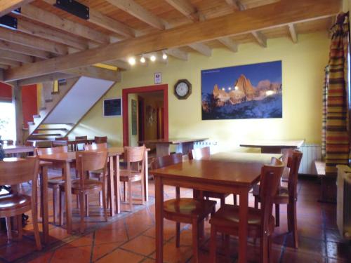 Pub/lounge, Rancho Grande Hostel in El Chaltén Pub/lounge, Rancho Grande Hostel in El Chaltén