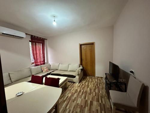 Apartments Alfredaj Family in Bajram Curri Apartments Alfredaj Family in Bajram Curri
