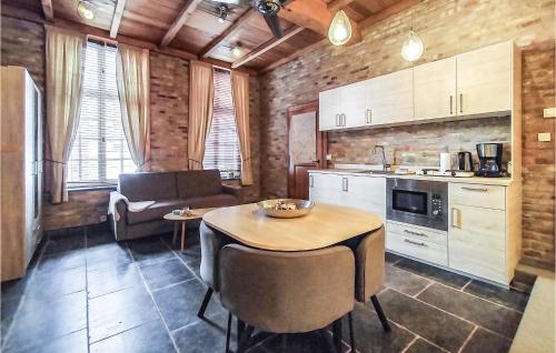 مطبخ, 1 Bedroom Stunning Home In Damme in دامي مطبخ, 1 Bedroom Stunning Home In Damme in دامي