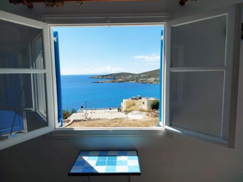 Aigaio View Studios & Rooms near Syros Island National Airport Aigaio View Studios & Rooms near Syros Island National Airport