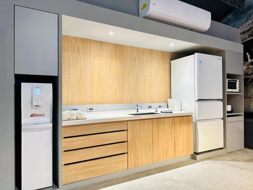 Kitchen, KW2 Hostel in Gushan District Kitchen, KW2 Hostel in Gushan District