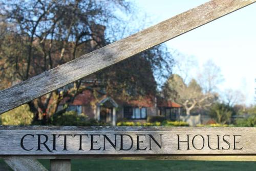 Lovely Farmhouse with Stunning Gardens in Brenchley Lovely Farmhouse with Stunning Gardens in Brenchley