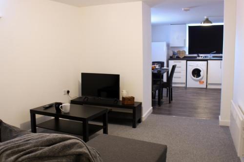 Comfy Studio with great transpo links to MCR! in Heywood Comfy Studio with great transpo links to MCR! in Heywood
