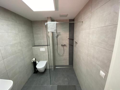 Bathroom, Ruhige Ferienwohnung bei Bamberg in Stegaurach Bathroom, Ruhige Ferienwohnung bei Bamberg in Stegaurach