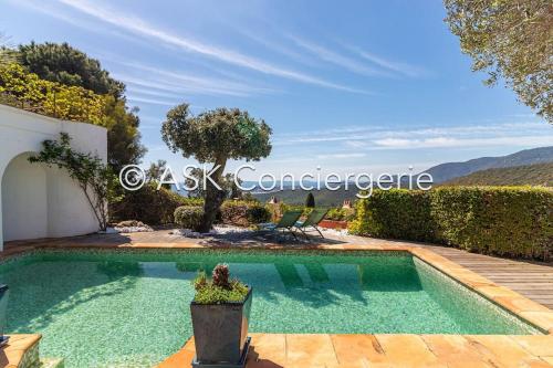 Villa L'Oranger vue mer et piscine in La Croix-Valmer Villa L'Oranger vue mer et piscine in La Croix-Valmer