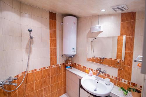 Bathroom, Gabko Apartment - great location and a comfortable stay! in Stara Zagora Bathroom, Gabko Apartment - great location and a comfortable stay! in Stara Zagora