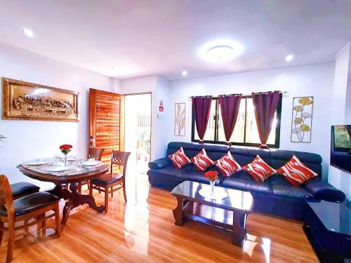 Facilities, 2 Bedroom Apartment ~ 5 Minutes to Grand Mall in Liloan Facilities, 2 Bedroom Apartment ~ 5 Minutes to Grand Mall in Liloan