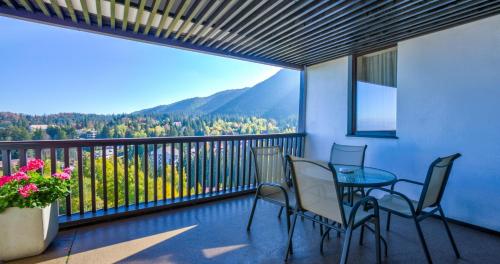 Terraza/balcón, Alpin Resort Hotel in Poiana Brasov Terraza/balcón, Alpin Resort Hotel in Poiana Brasov