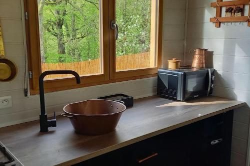 Mini maison tiny house et son bain nordique in Figeac Mini maison tiny house et son bain nordique in Figeac