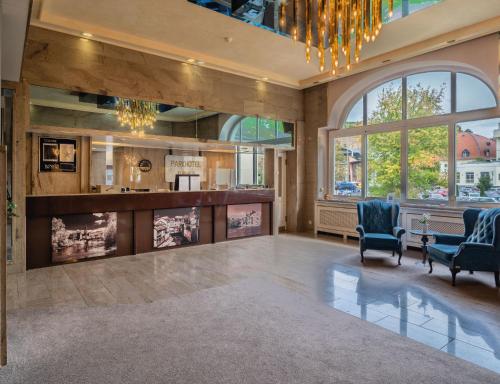 Előcsarnok, PK Parkhotel Kurhaus in Bad Kreuznach Előcsarnok, PK Parkhotel Kurhaus in Bad Kreuznach