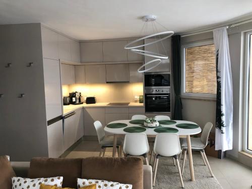 Konyha, TóPartiHáz (ToPartiHaz) in Balatonszárszó Konyha, TóPartiHáz (ToPartiHaz) in Balatonszárszó