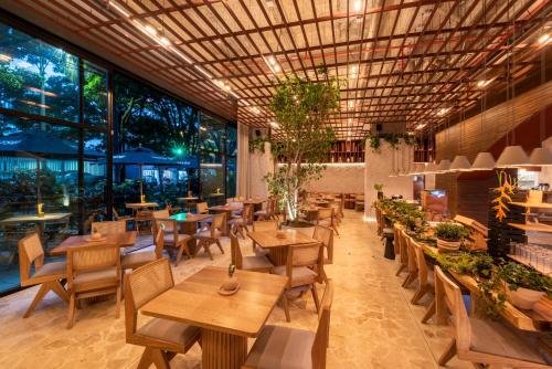 Restaurant, HASHTAG 98 HOTEL in Medellín Restaurant, HASHTAG 98 HOTEL in Medellín