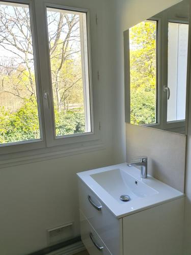 ห้องน้ำ, EXIGEHOME-Maison de standing-3 appartements-30 minutes de Paris in เวลีซี วีลาคูเบร ห้องน้ำ, EXIGEHOME-Maison de standing-3 appartements-30 minutes de Paris in เวลีซี วีลาคูเบร