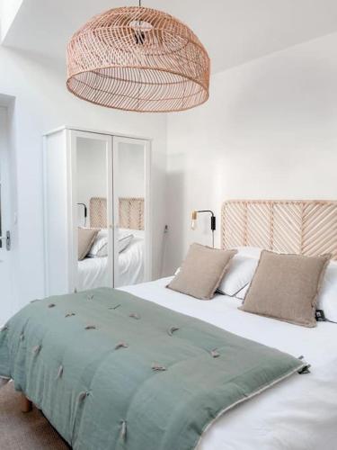 Petit Patio - 2 chambres - Centre ville - Climatisation