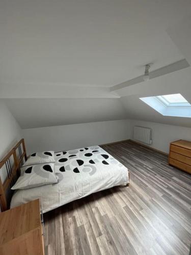 Duplex refait neuf 80m2 centre ville - 6 couchages in Belley Duplex refait neuf 80m2 centre ville - 6 couchages in Belley