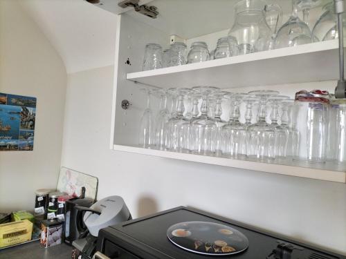 Κουζίνα, Chez Cathy in Merdrignac Κουζίνα, Chez Cathy in Merdrignac