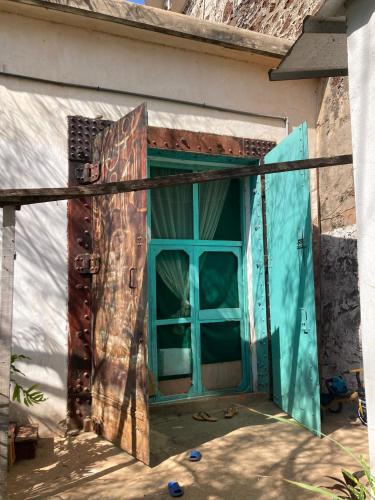 A szálláshely kívülről, NAFI'0 in Medina A szálláshely kívülről, NAFI'0 in Medina