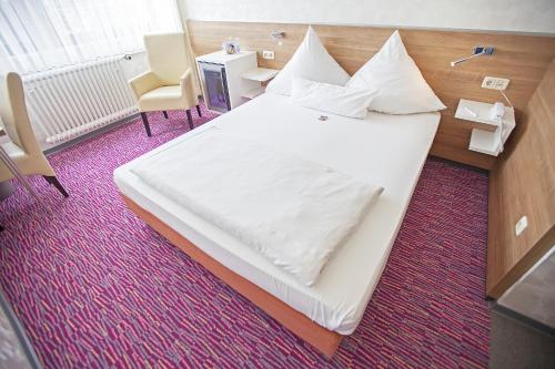 This photo about Am Bismarck shared on HyHotel.com