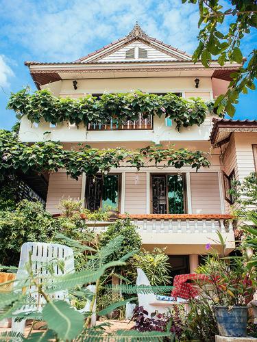 A szálláshely kívülről, Loymanee House near Wat Tha Ka Rong A szálláshely kívülről, Loymanee House near Wat Tha Ka Rong