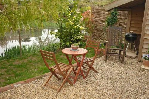 Jardín, Mustard Pot Cottage in Eye Jardín, Mustard Pot Cottage in Eye