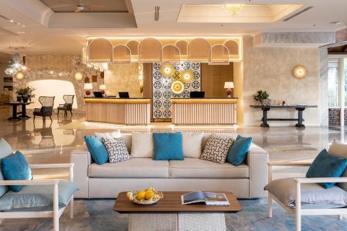 로비, 델타 호텔스 지아르디니 낙소스 (Delta Hotels Giardini Naxos) in 기아르디니 낙소스 로비, 델타 호텔스 지아르디니 낙소스 (Delta Hotels Giardini Naxos) in 기아르디니 낙소스