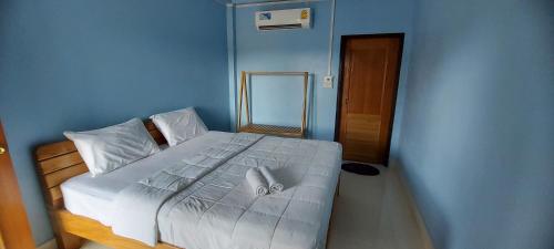 Phosy Thalang Laos in コウンカム Phosy Thalang Laos in コウンカム