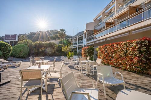 Hotel Le Grand Pavois in Le Lavandou Hotel Le Grand Pavois in Le Lavandou
