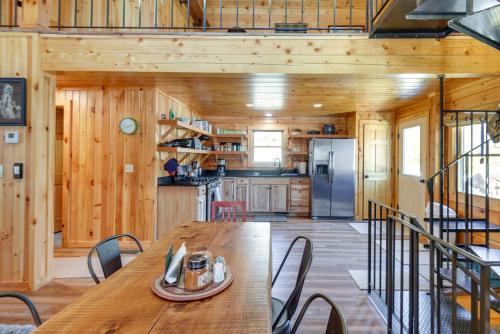 Riverfront Rumney Vacation Rental with Fire Pit! in Рамни Riverfront Rumney Vacation Rental with Fire Pit! in Рамни