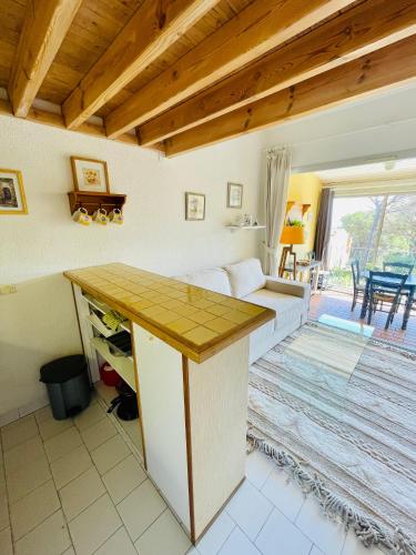 Bel appartement avec mezzanine, vue mer et piscine in Коголин Bel appartement avec mezzanine, vue mer et piscine in Коголин