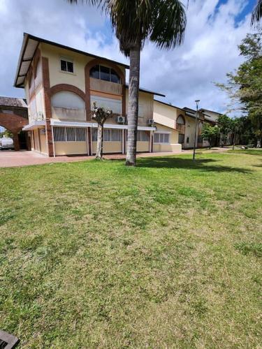 Hello-Guyane, Marina 2, Studio Prestige 5 étoiles (Hello-Guyane, Marina 2, Studio Prestige 5 etoiles) in 馬羅尼河畔聖洛朗 Hello-Guyane, Marina 2, Studio Prestige 5 étoiles (Hello-Guyane, Marina 2, Studio Prestige 5 etoiles) in 馬羅尼河畔聖洛朗