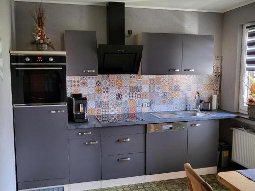 Kitchen, Regal Apartment in Pracht with Garden and Grill in Pracht Kitchen, Regal Apartment in Pracht with Garden and Grill in Pracht