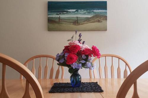 Coastal Charm: SW Oregon home on 2+ quiet acres in Gold Beach (OR) Coastal Charm: SW Oregon home on 2+ quiet acres in Gold Beach (OR)