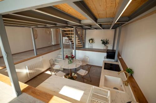 Loft de luxe le Chic, Grand jacuzzi, Vue port de plaisance in Saint-Valery-en-Caux Loft de luxe le Chic, Grand jacuzzi, Vue port de plaisance in Saint-Valery-en-Caux