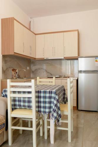 Tophill Apartments in Qazim Pali Tophill Apartments in Qazim Pali